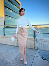 Load image into Gallery viewer, Tiffany skirt in beige
