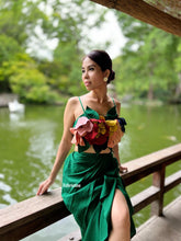 Load image into Gallery viewer, Vanesa set in green linen
