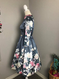Kennedy Dress in Roses Grey Taffeta - Shop women style vintage, Audrey Hepburn jackets online -Christine