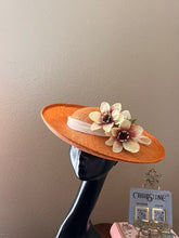 Load image into Gallery viewer, Queen orange brown hat
