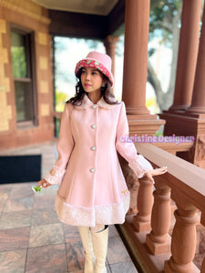 Princess coat in dusty pink fur collar