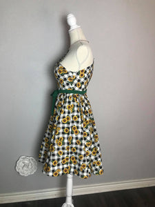 Gigi Dress in Gingham Sunflowers Print cotton - Shop women style vintage, Audrey Hepburn jackets online -Christine