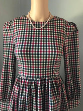 Load image into Gallery viewer, Loren Dress in Autumn Plaid Checkered size S - Shop women style vintage, Audrey Hepburn jackets online -Christine
