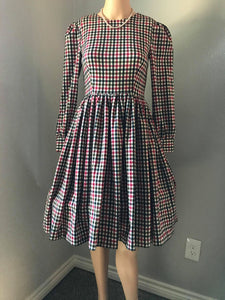 Loren Dress in Autumn Plaid Checkered size S - Shop women style vintage, Audrey Hepburn jackets online -Christine