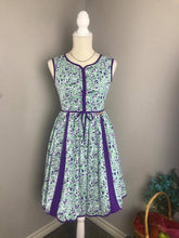 Load image into Gallery viewer, Lobell Dress in Bloom flower silk cotton - Shop women style vintage, Audrey Hepburn jackets online -Christine

