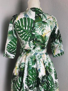 Laura Dress in Solid cotton Tropical Leaves size S - Shop women style vintage, Audrey Hepburn jackets online -Christine