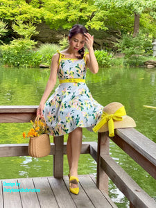 Junie Dress in flowers Rayon size S - Shop women style vintage, Audrey Hepburn jackets online -Christine