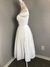 Load image into Gallery viewer, Caroline Dress in White Taffeta - Shop women style vintage, Audrey Hepburn jackets online -Christine
