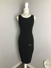 Load image into Gallery viewer, Audrey dress in black - Shop women style vintage, Audrey Hepburn jackets online -Christine
