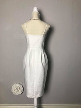 Load image into Gallery viewer, Lilian Dress in white linen - Shop women style vintage, Audrey Hepburn jackets online -Christine
