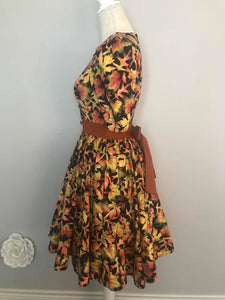 Abiel Dress in Maple leaf size XS