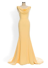 Load image into Gallery viewer, Tiana Gown set in yellow
